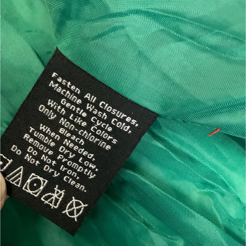 Waterproof jackets - Picture 9 of 9